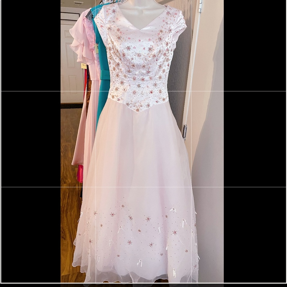 Bridal/prom dress